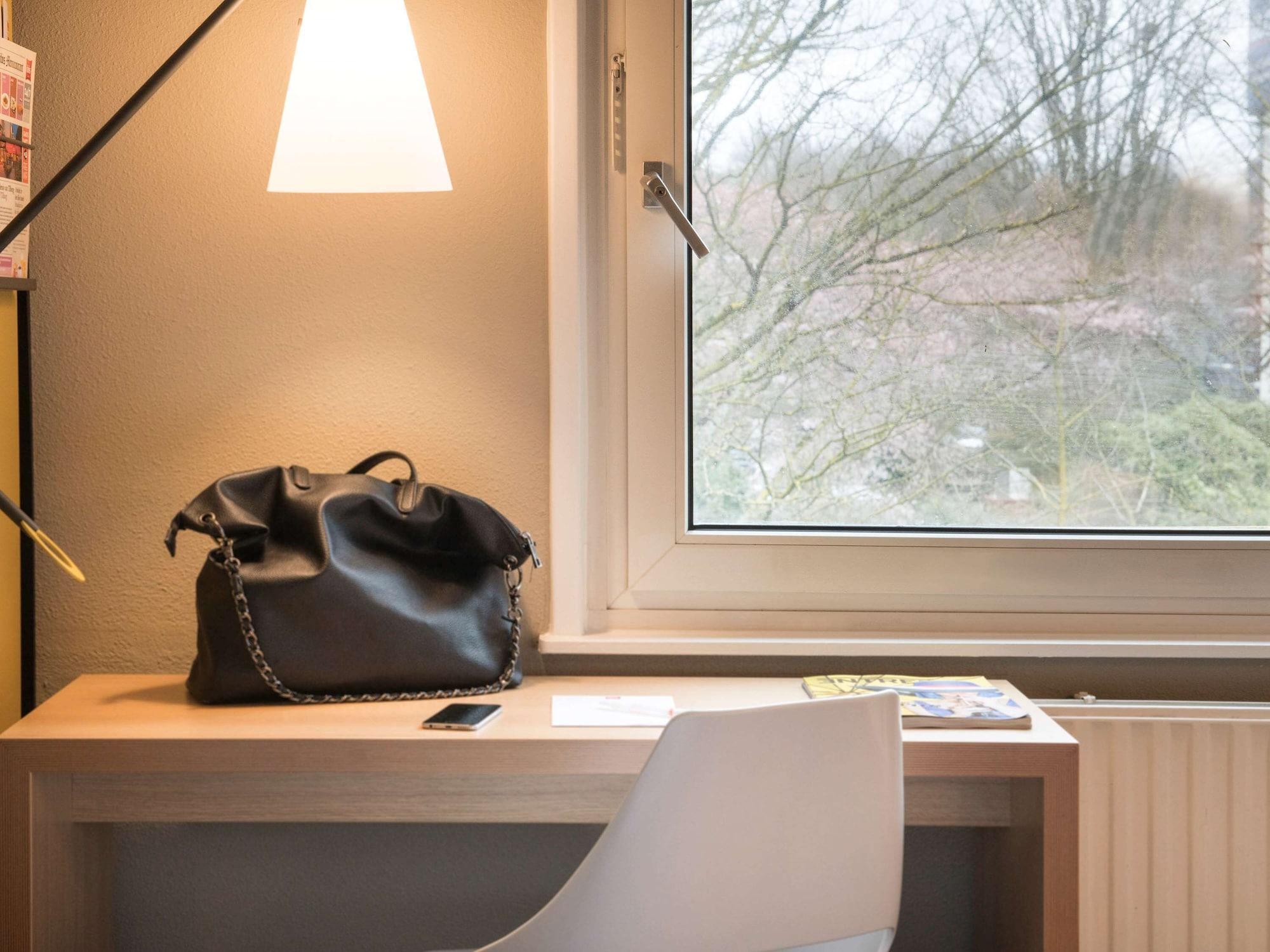 Ibis Tilburg Hotel Eksteriør billede