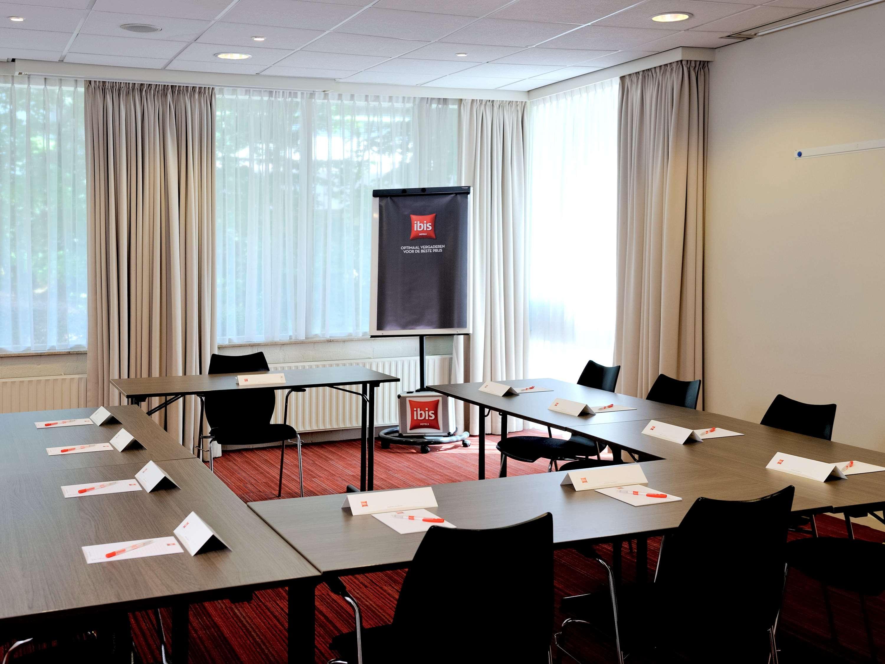 Ibis Tilburg Hotel Eksteriør billede