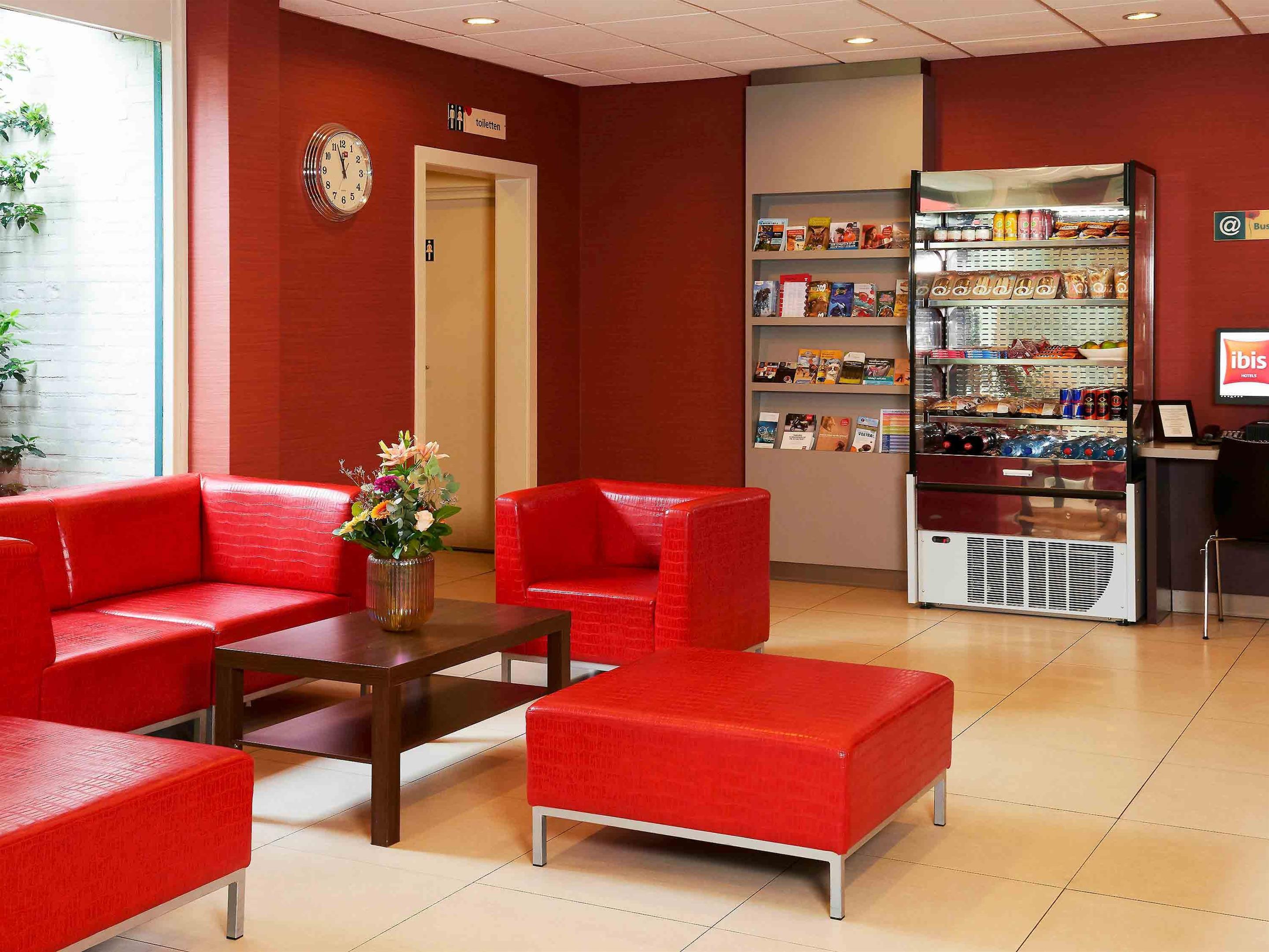 Ibis Tilburg Hotel Eksteriør billede