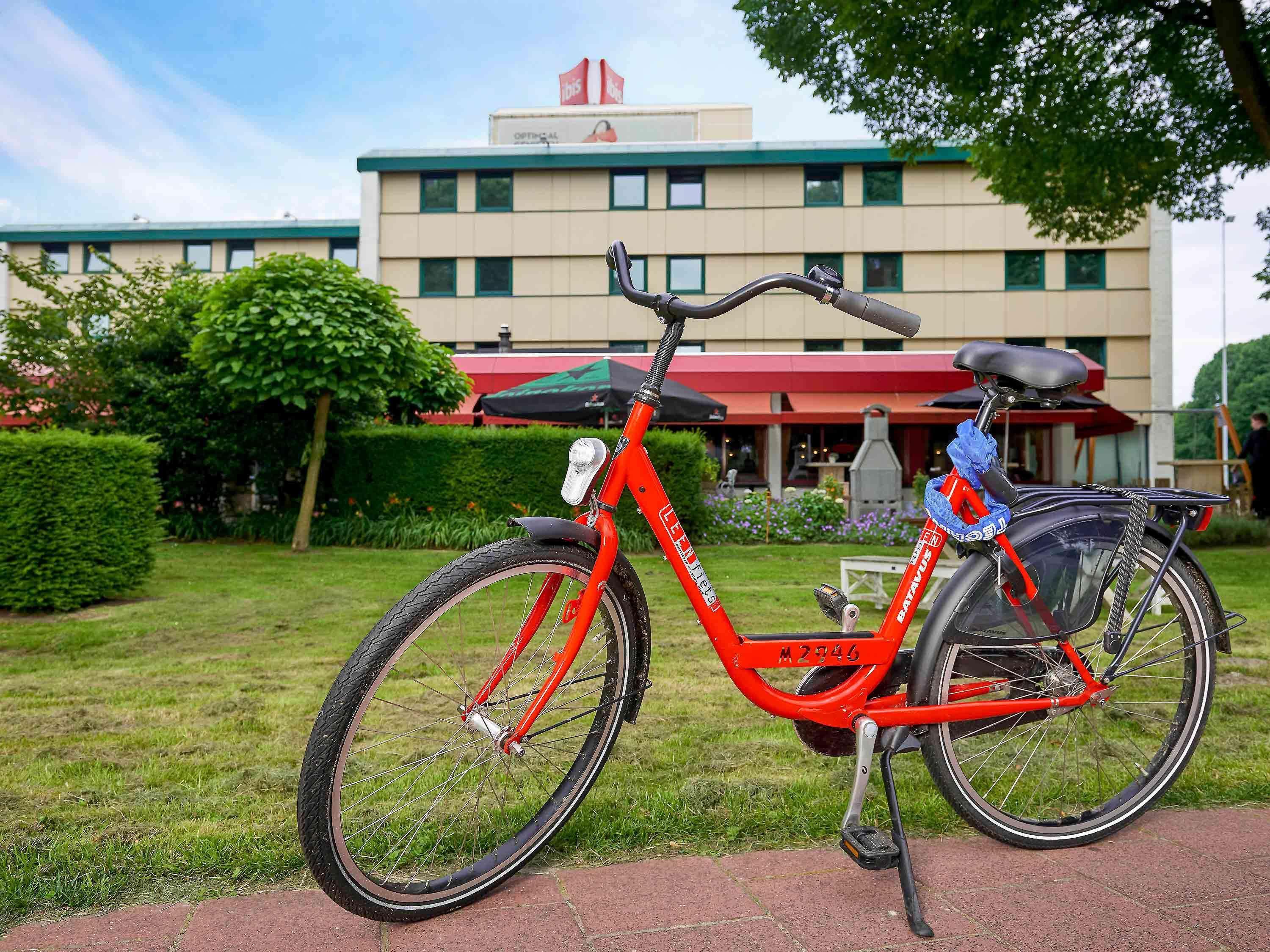 Ibis Tilburg Hotel Eksteriør billede