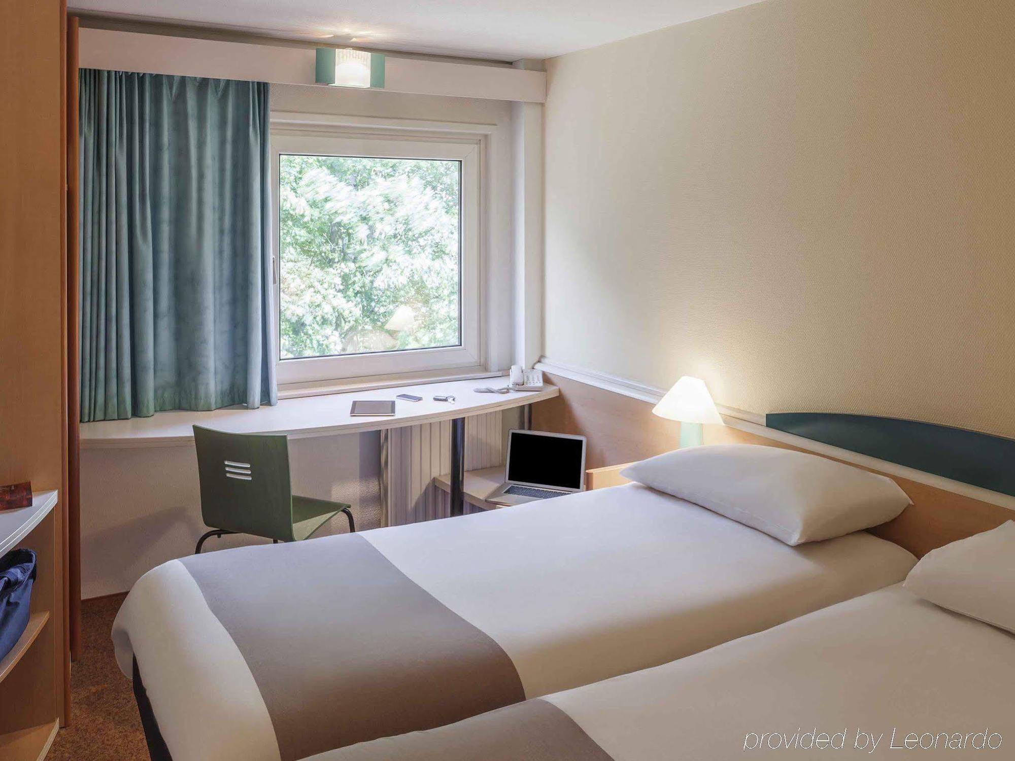 Ibis Tilburg Hotel Eksteriør billede